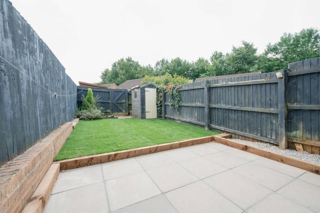 Stylish 2-Bed Home - For Company Contractor And Leisure Stays - Nec, Airport, Hs2, Contractors, Resort World Birmingham Exteriör bild